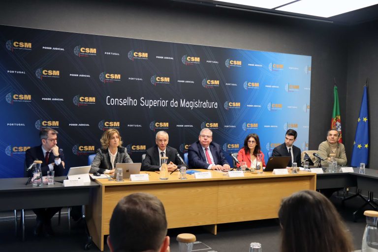 Apresentação das conclusões do “Grupo Melhor Justiça” em encontro com jornalistas