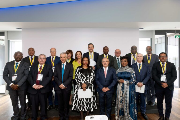 Portugal e Angola reforçam cooperação judicial com programa de formação e protocolo de geminação