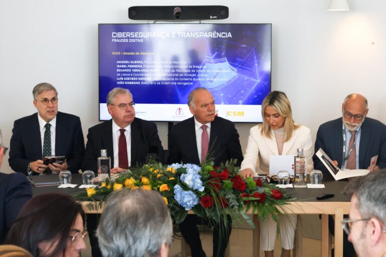 CSM participa em conferência sobre cibersegurança e fraudes digitais em Bragança